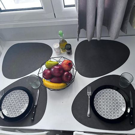 Cozy Studio Apartment In The Heart Of Atina Dış mekan fotoğraf