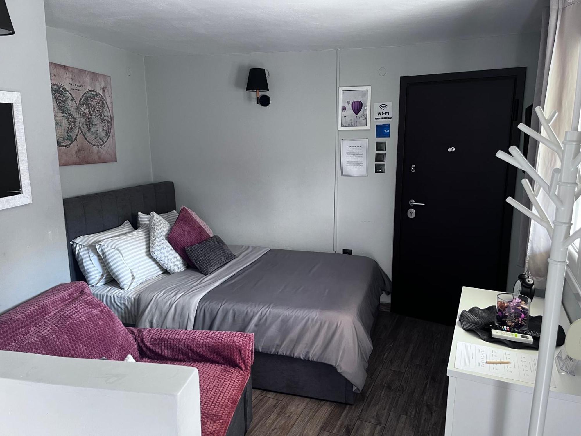 Cozy Studio Apartment In The Heart Of Atina Dış mekan fotoğraf