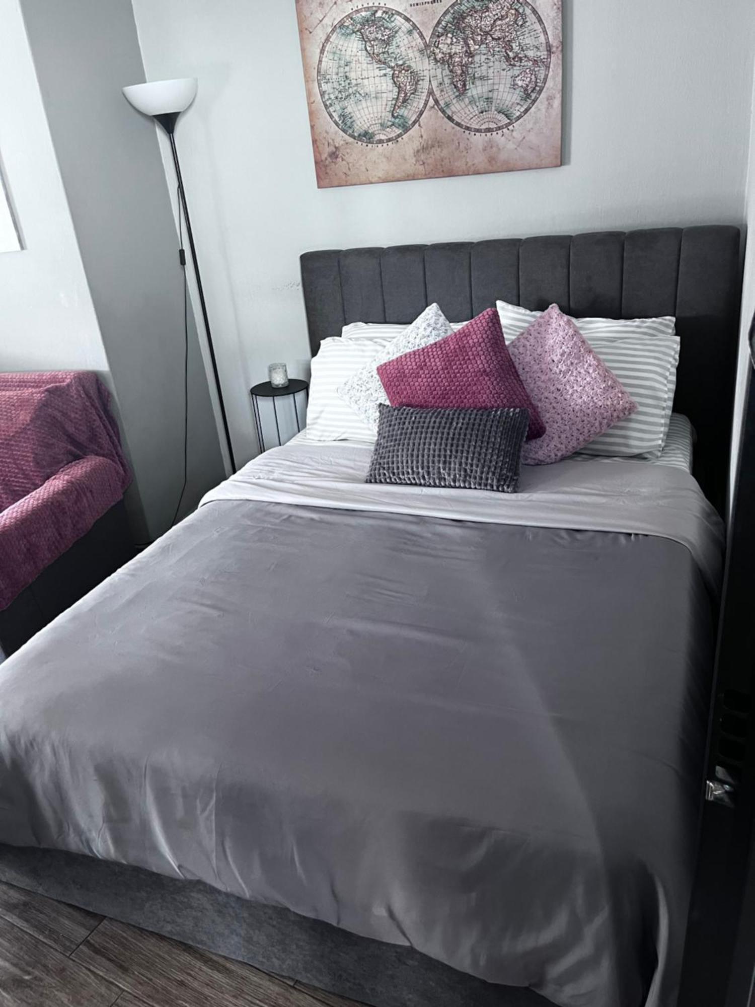 Cozy Studio Apartment In The Heart Of Atina Dış mekan fotoğraf